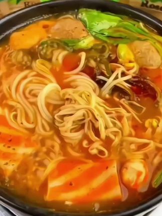 【10袋!】过桥米线330克*10袋 快捷方便微辣鲜味Q#米粉 #过桥米线 #砂锅米线 #懒人美食 #低卡低脂餐 @DOU+小助手