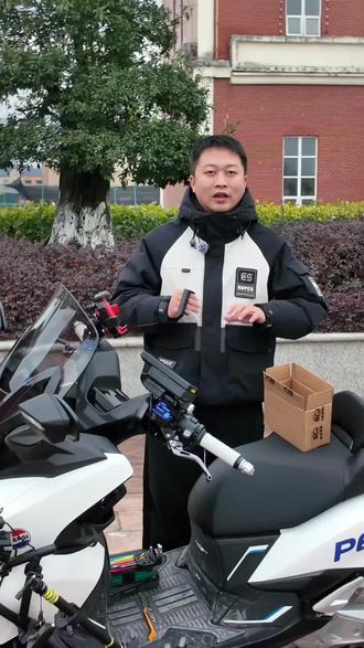 新设计的导航支架,位置很好。😏兄弟们冲吧。
#五羊本田nwt150 #nwt150 #五羊本田nwg150 #nwg150