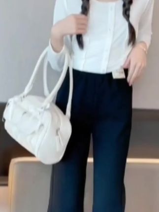 #女童春秋款微喇裤子2025新款儿童秋季中大童装女孩加绒休闲喇叭裤#显高显瘦显腿长 #时尚气质穿搭 #穿搭分享