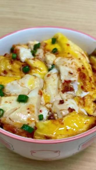 这到底是谁发明的,真的绝了!挑战鸡蛋最好吃的八种神仙做法最后一种真的绝了#美食教程#教你做道拿手菜#鸡蛋的神仙吃法#鸡蛋的各种做法#鸡蛋做法大全