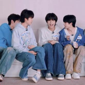 谁还没看这个tf族综!
叫哥哥宝宝起床(魂牵梦萦 #厂一夫 #一番嫂 #tf族综#橹穆