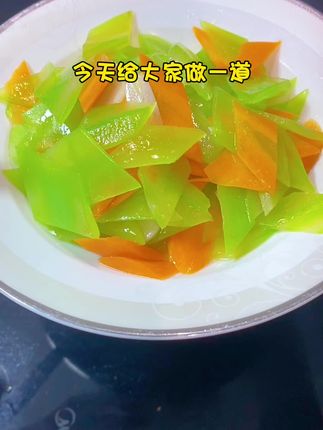 家常菜清炒莴笋,简单又美味#日常做饭 #家常菜