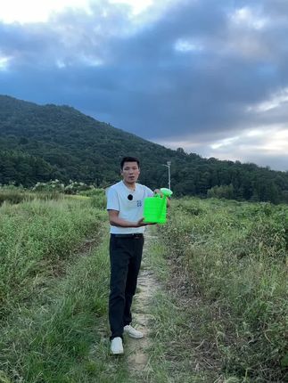 加大加厚洒水壶