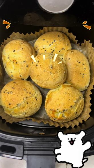 1. 空气炸锅麻薯!外韧里糯超拉丝,巨简单!#麻薯 #美食