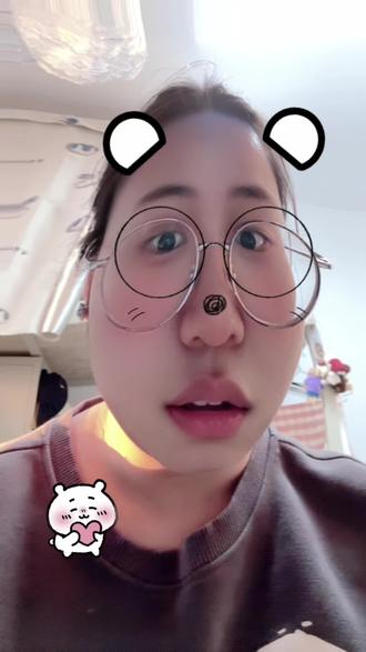 今天菠萝巨巨巨甜 希望十天后的酒也会好喝#不愧是我 #开瓶 #酒蒙子的日常 #泡酒