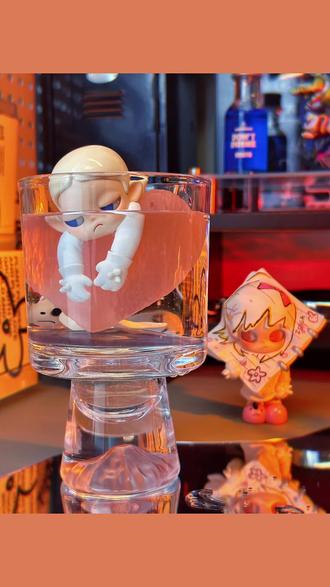 emo暂停,马上开启爱己模式!Zsiga在日光下 #大人也要玩玩具 #Zsiga