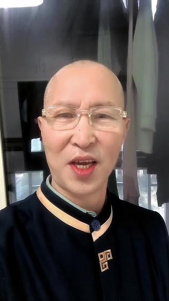 最终能否赚到六个馒头就看你们啦!
#社会百态#春节档#专治不开心
作者声明:资料来源于网络,虚构演绎仅供娱乐。