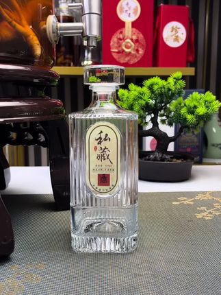 玻璃空酒瓶,无铅加厚玻璃,适合分装各类酒水#酒瓶#分装瓶 #空瓶 #瓶子 #酒包装
