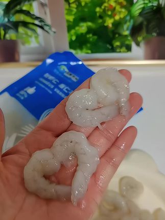 青虾仁 都是开好背去好虾线的 每个个头都很大很饱满 真空包装#森渔 #青虾仁 #虾仁#符合315后国家检测。