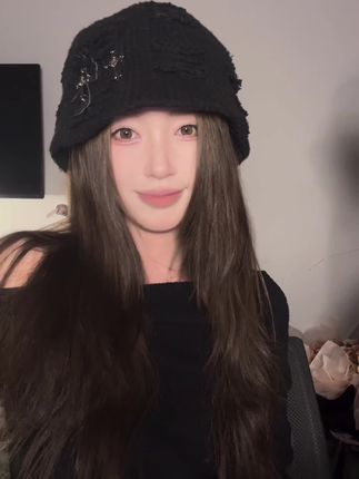 百搭又时髦的帽子 #配饰的重要性 #时尚单品 #帽子控小姐姐 #强烈推荐 #帽子分享