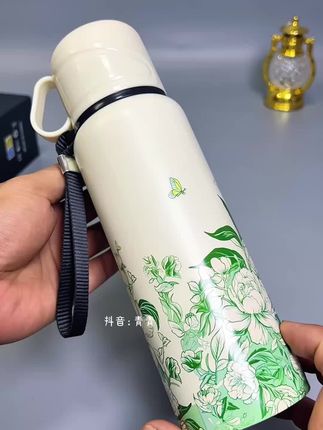 内胆316不锈钢材质,国风青花瓷的外观既好看又实用#保温杯 #超便宜超划算
