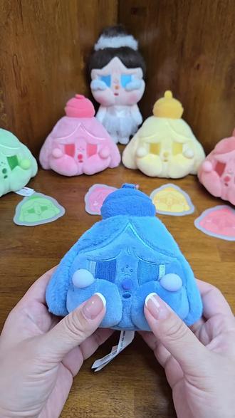 Crybaby发射眼泪计划毛绒挂件#盲盒 #泡泡玛特 #crybaby