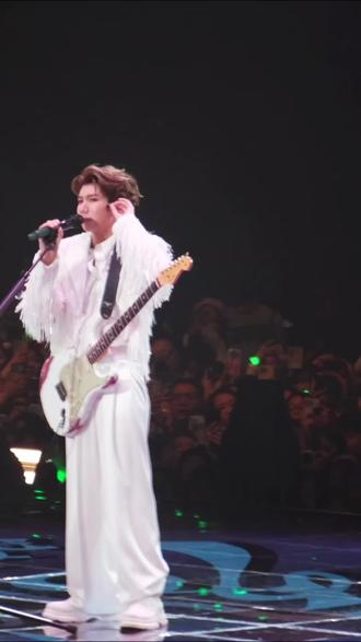 1.2 talking不完整版,还得是客厅的talking啊🥺想念客厅,能不能一直在客厅😭#王源 #客厅狂欢