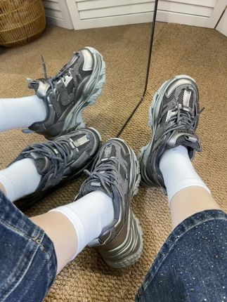 姐妹们,简单大方舒适百搭性价比还高的袜子,现在有库存不冲还在等什么呢?#袜子 #袜子推荐 #好物推荐 #强烈推荐 #好物分享