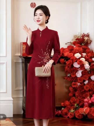 #婚礼妈妈礼服 #婚宴妈妈装 #喜婆婆喜妈妈 #婚庆礼服 #气质优雅大方