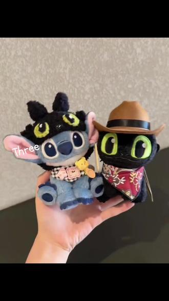 家人们谁懂啊!视频同款来咯🛒
迪士尼正版无牙仔头套,戴上直接萌出天际!
史迪仔挂件更是绝绝子,挂包上回头率爆表💥
冲就完事了,手慢拍大腿!
#迪士尼正版 #无牙仔头套 #史迪仔挂件 #视频同款 #抖音带货