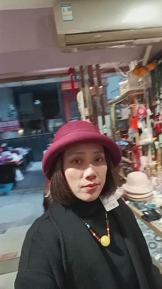 100%羊毛半翘盆帽