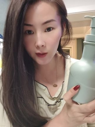 人总是经历很多慢慢变得平静