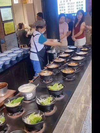 #砂锅土豆粉两掺清真 #强烈推荐 #嗦粉 #美食推荐 #米线