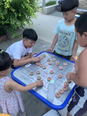 2019年7月15日,暑假,童年。抖音最早只能设置2020年。