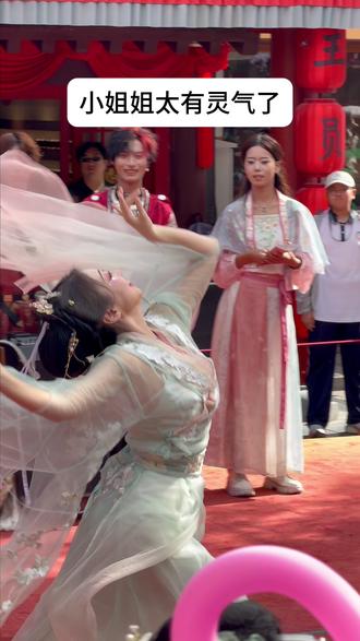 比风先到的,是姐姐的香气#古风舞蹈#美女#大宋舞王#清明上河园#人类对清明上河园的开发不足百分之一