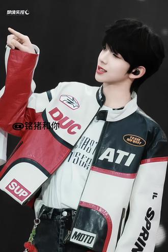 什么除了这次新音陈浚铭又出圈了?#陈浚铭#陈浚铭四代第一门面 #无畏契约