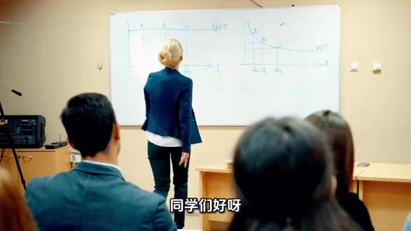 什么是C语言中的default #C语言 #default #编程