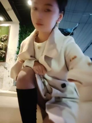 日子过得好快 来不及细想 没什么期待 只希望早点睡和越来越好