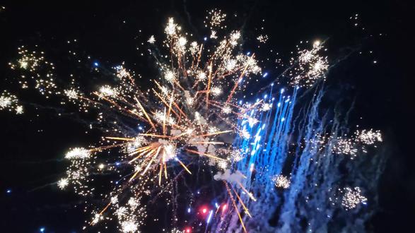 哪个省的烟花比的上福建 #福建#游神#烟花 #纯享版 #故乡月@抖音来客官方助推官 @抖音创作小助手