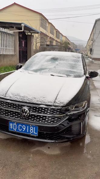 冬季来临,雨雪天气室外停车,大众车友一定要关闭这几个功能,避免不必要的损失#大众 #朗逸 #德系车 #雨雪 #每天一个用车知识