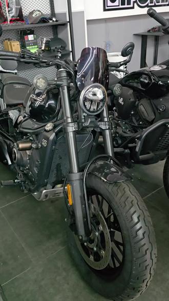 车型:春风450clc
年份:24年
公里数:1800公里
价格:17800一价全包
成色:95新
改装:靠背
极速:170➕
手续:齐全,买车过户当天骑(支持送货上门)