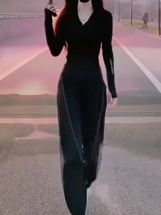 #穿搭 #显瘦穿搭 #气质穿搭 #谁穿谁好看 #穿出自己的风格
