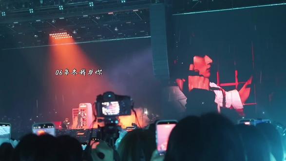 余宇涵幻听大屏直拍,(它为什么曝光了😭)#余宇涵