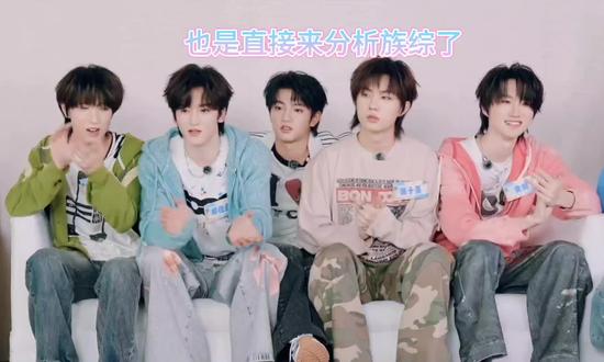 关于族综🩵🩷燥候叫早(本视频部分内容纯属个人)
🩵🩷捂住耳朵向前走 看见橹穆说99♡#物料 #豚馒 #杰丞 #lm #271199