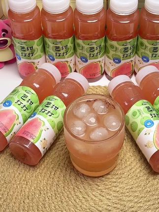 哇塞!芭乐和油柑的组合真的太好喝了!入口清新爽口满嘴果香! 没喝过的一定要试试!#仙女都在喝什么 #芭乐油柑汁 #一枝笔 #夏日饮品 #口感特别好