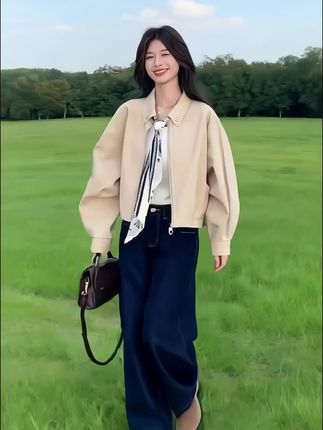 #外套穿搭 #秋冬穿搭新鲜感在线 #通勤穿搭万能配色公式 #秋冬的约会穿搭还是如此权威 #秋冬韩系氛围感穿搭公式