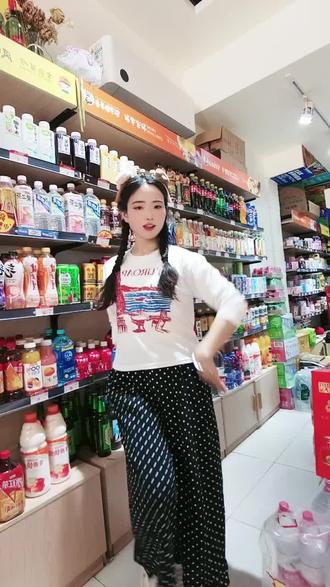 暖暖……看我跳得好看嘛……😂😂😂#我要上热们