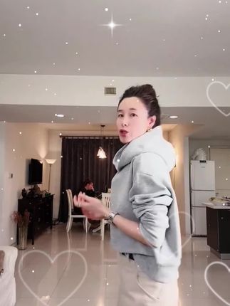HIMEGANJANE妞姐私人定制 高奢双面抓毛高克重迈巴赫卫衣62457#休闲减龄穿搭 #穿衣显瘦 #休闲风 #春秋穿搭 #强烈推荐