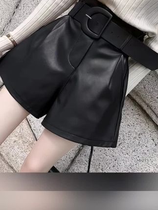 秋冬新款高腰a字pu皮裤女爆款阔腿显瘦百搭美拉德短裤外穿#新款时尚女装 #短裤女#阔腿短裤