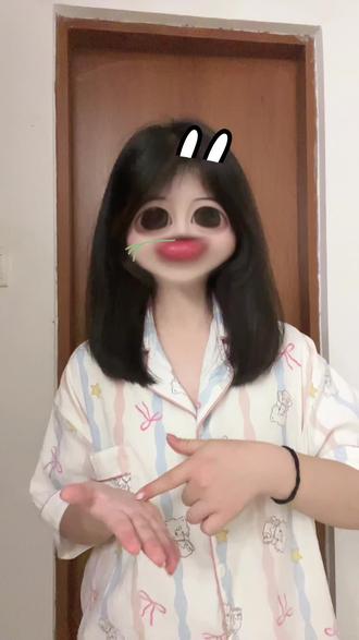 明天就要交稿了怎么办呀#饼干瑶4 #手势舞 #幸福路