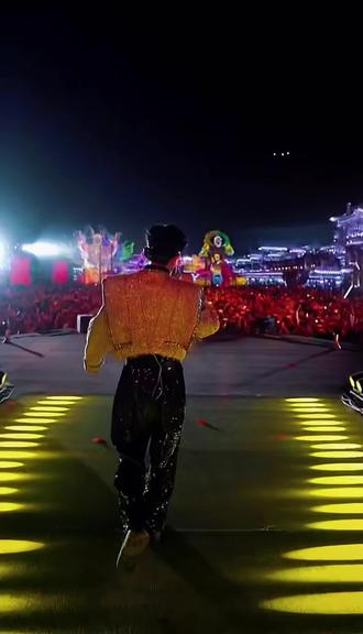 精彩高迪#高迪 #万岁山江湖音乐节 #万岁山武侠城#开封万岁山 #开封文旅 @万岁山武侠城 @万岁山武侠城官方门票