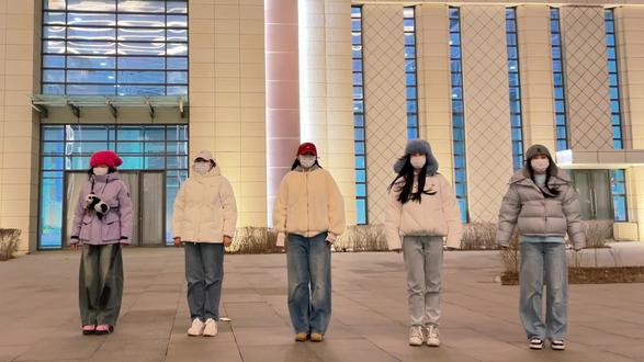 这个简单,会扇就行 #耳光舞 #耳光舞挑战 #一学就会系列 #跳舞不能没有舞搭子 #跟着节奏嗨起来