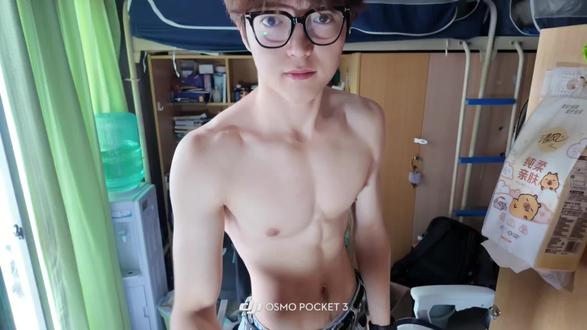 哥哥我很臭吗 #我很臭吗 #整活#抽象#日常#随拍