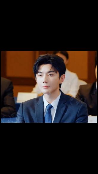 游主任一些很好磕的眼神戏,值得细品,都还记得前后剧情不😏