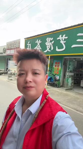 苦而不言,喜而不语
或许才是生活最好的状态