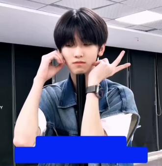 #左奇函 钟声响起 陪你一起走过流言蜚语