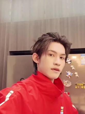 甜度超标啊 超有爱的年夜饭#新年快乐 #云旗 #郝熠然