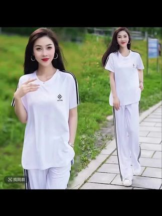 #每日推荐 #引领时尚潮流 #套装显瘦穿搭