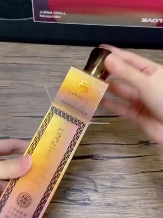 莉兹小黑瓶柔雾持妆粉底液不脱妆不沾口罩防水防汗