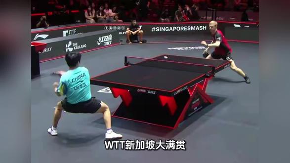 WTT新加坡大满贯:林诗栋2-4不敌小勒布伦,卫冕之路戛然而止
2月28日,WTT新加坡大满贯男单1/4决赛爆出冷门。在一场焦点战中,赛会卫冕冠军、中国选手林诗栋以2-4不敌法国名将小勒布伦,无缘男单四强。六局比分分别为12-14、11-9、6-11、4-11、11-9、10-12。
本场比赛是两人职业生涯的又一次交锋。19岁的林诗栋目前世界排名高居第二,而同样19岁的小勒布伦现世界排名第六,是法国男乒的头号单打。作为去年新加坡大满贯男单冠军,林诗栋此番以卫冕冠军身份出战,赛前被寄予厚望。
比赛开局便陷入胶着。首局双方战至12平,小勒布伦在关键分上更加果断,以14-12先下一城。林诗栋在第二局调整状态,以11-9扳回一局,将大比分追平。然而此后场上风云突变,小勒布伦充分发挥其速度优势和灵活多变的打法,连续以11-6和11-4赢下第三、第四局,大比分3-1领先。
陷入绝境的林诗栋在第五局展开顽强反扑,以11-9再追一局。关键的第六局,双方再次陷入苦战,比分交替上升直至10平。关键时刻,小勒布伦把握住发球轮机会,连得两分以12-10锁定胜局,从而以4-2的总比分淘汰卫冕冠军。
此役过后,小勒布伦成为本届赛事男单首位晋级四强的选手。他将在半决赛中对阵王楚钦与张禹珍之间的胜者。
对于林诗栋而言,这场失利意味着他的卫冕之路就此终结。更令人担忧的是,这已是他在2026年新年以来连续第五站国际比赛中输掉外战。数据显示,这位被寄予厚望的国乒新星在过去一年的16次单打赛事中均未能登顶,陷入了长达一年的冠军荒。如何走出低谷、重拾赢球信心,成为摆在林诗栋面前亟待解决的问题。